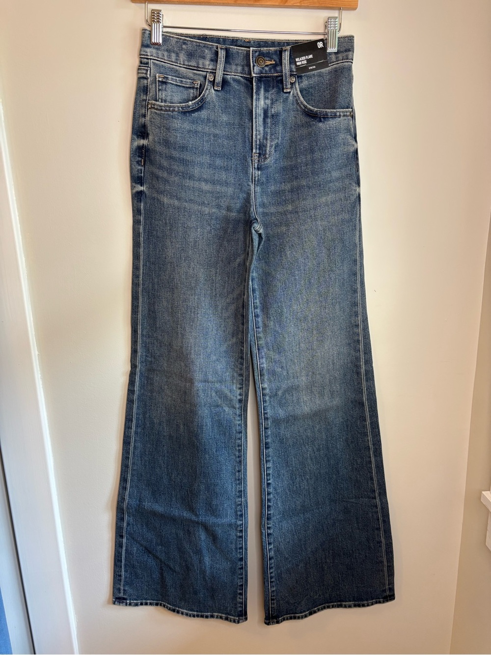 Express Wide-Leg Jeans in Blue Wash